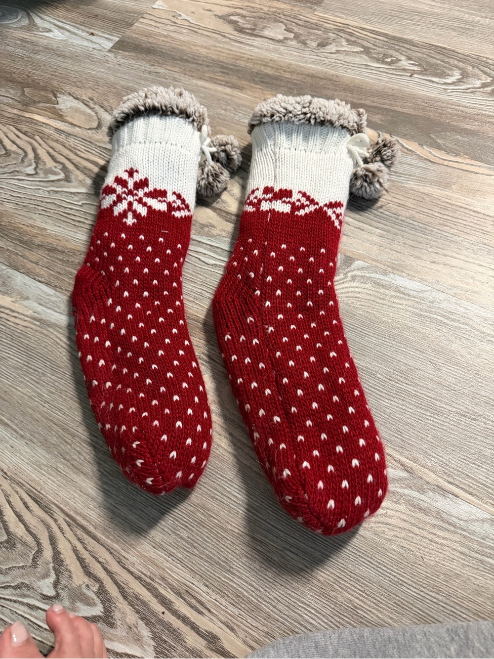 dearfoams Red & Cream Knit Pom-Pom Slipper Socks